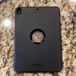 Otter box IPad Air case